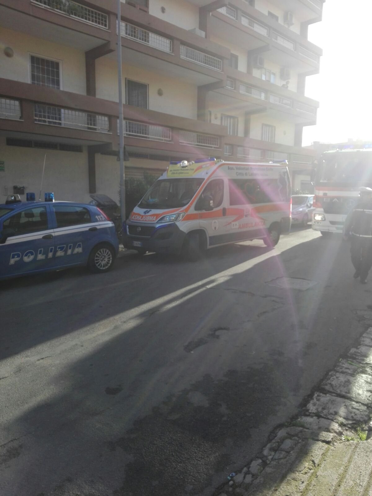 Si ferma l’ascensore del condominio di Via Maroncelli. Intervengono i pompieri