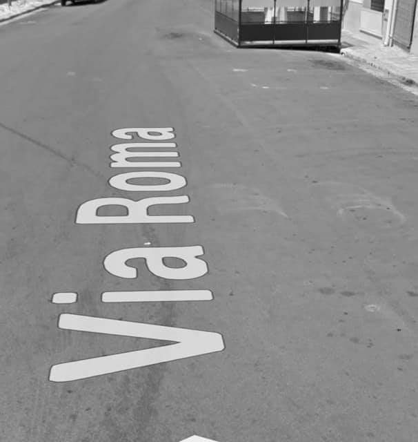 UFFICIO RECLAMI – Sono anni che in via Roma si sentono cattivi odori provenienti dalla fogna bianca. Aiutateci!
